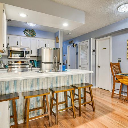 Branson West Condo Balcony, Central Location Exterior photo